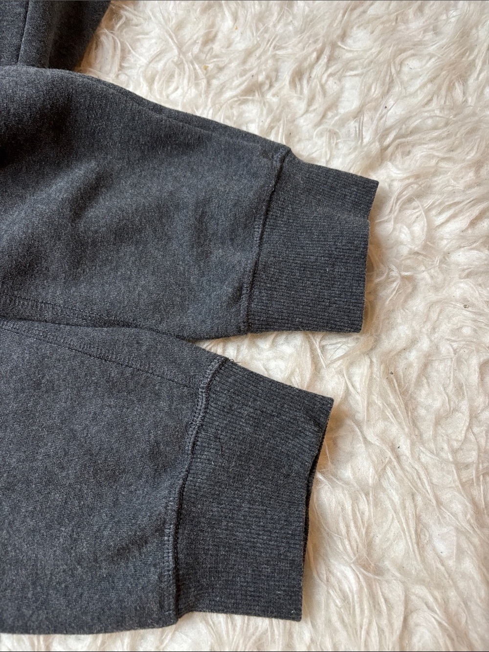 GOAT Brand Men’s Medium Charcoal Gray Jogger Sweatpants Crown Goat Logo Athletic - Picture 11 of 15